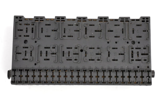 CE2 Relay Fuse Box Panel Block VW Jetta Golf MK2 MK3 Passat B3 B4 357 937 039