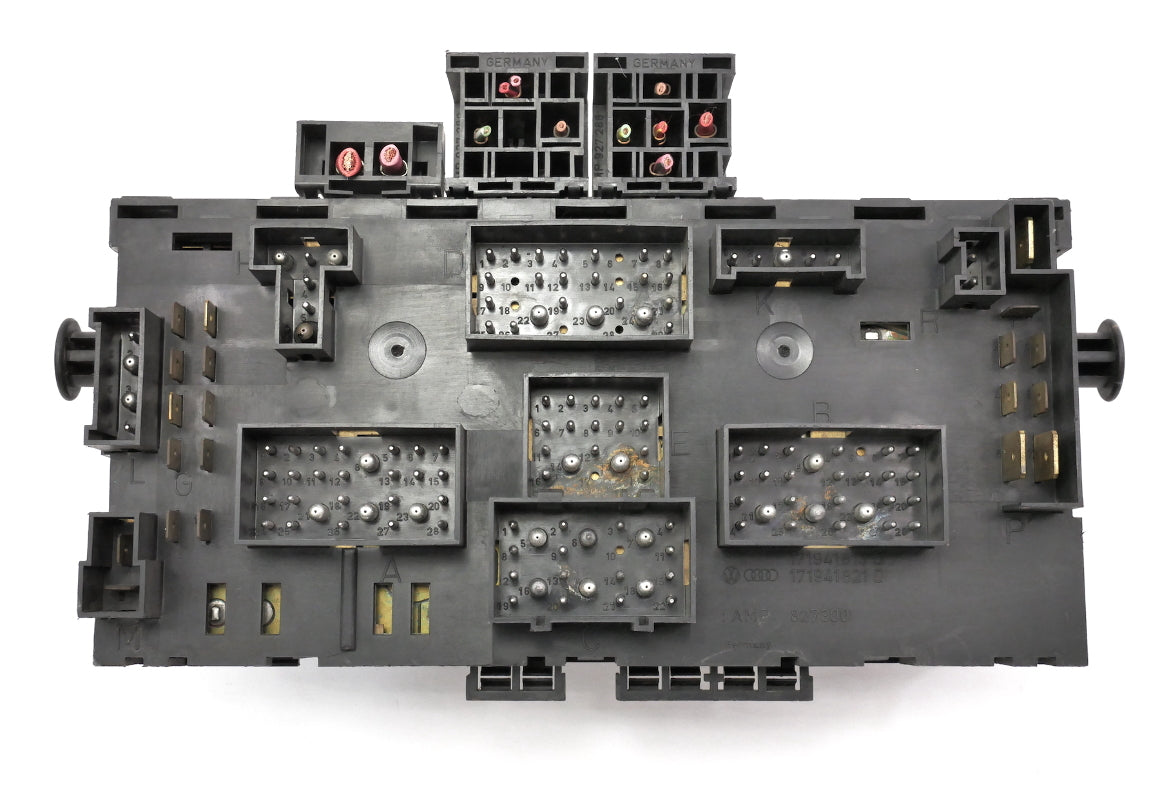 CE1 Fuse Block Box Fusebox & Relays 85-93 VW Cabriolet - Genuine - 171 941 813 D