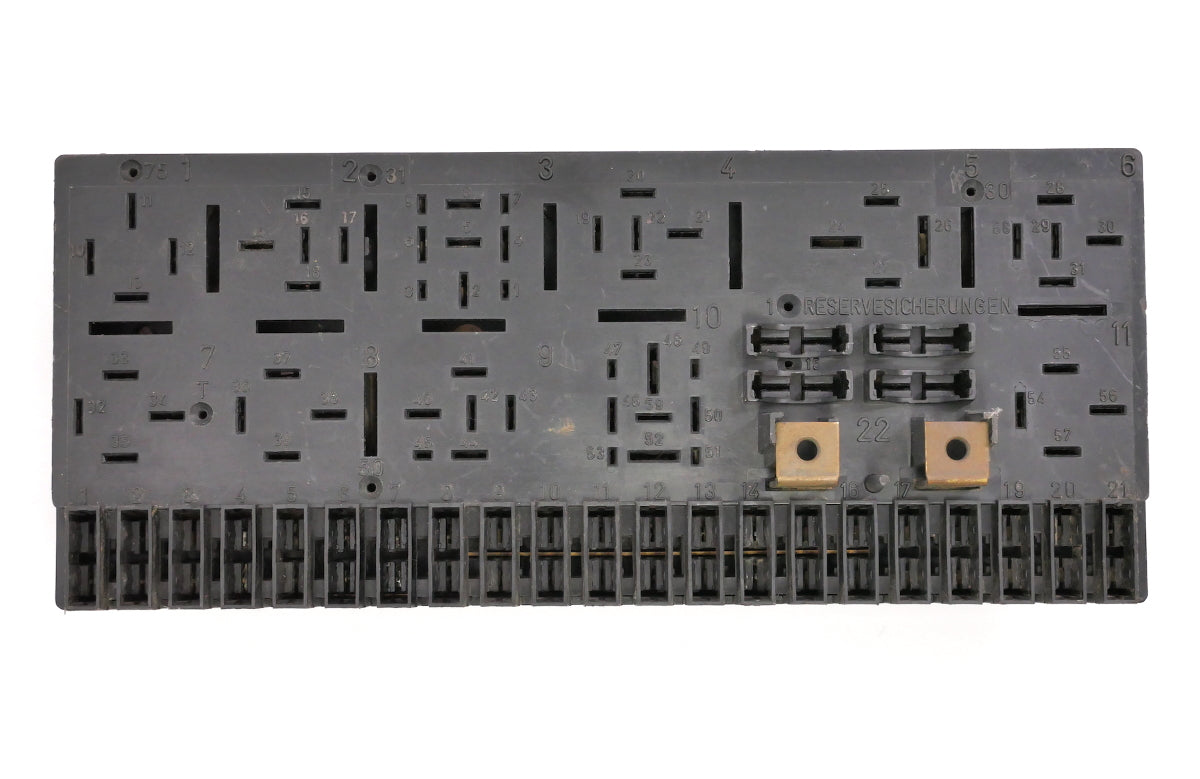 Dash Fuse Relay Box Fusebox 87-93 VW Fox . Genuine . 443 941 822 A