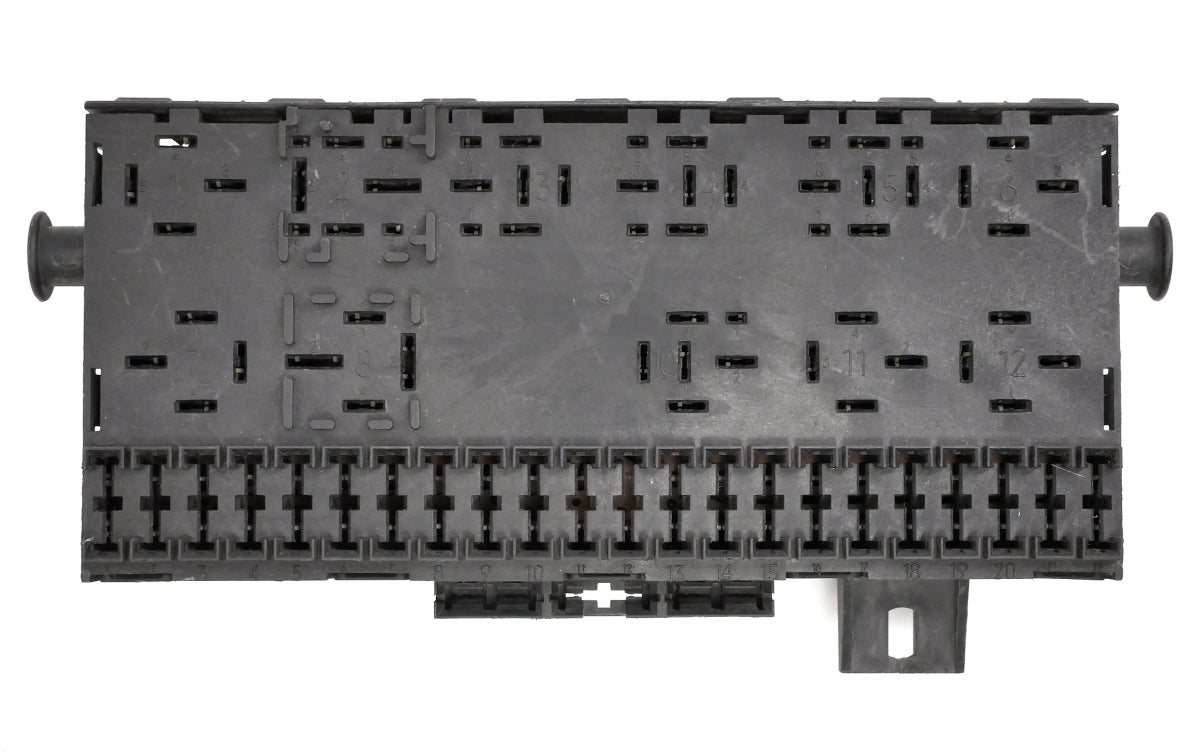 Fuse Box Panel Relay Block 85-90 VW Jetta Golf GTI MK2 Cabriolet - 171 941 813 D