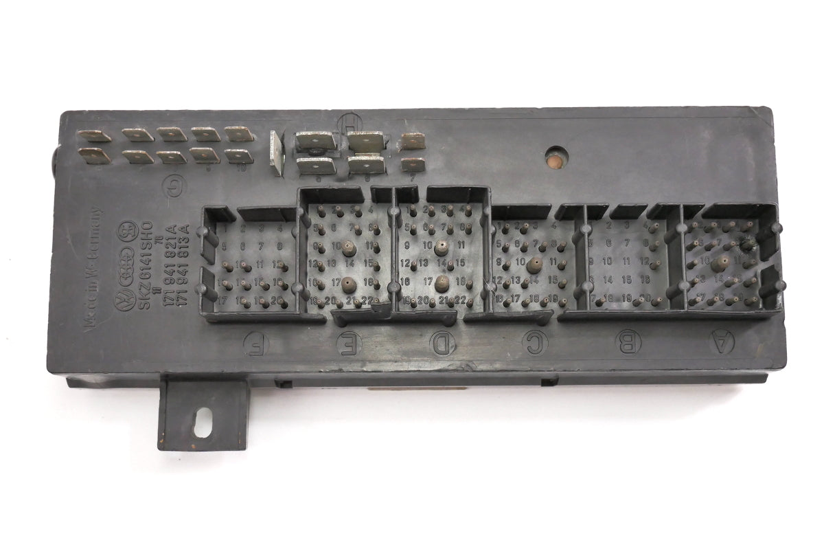 Fuse Box Relay Panel 75-80 VW Rabbit Scirocco Mk1 Dasher 171 941 813 B / 821 A ~