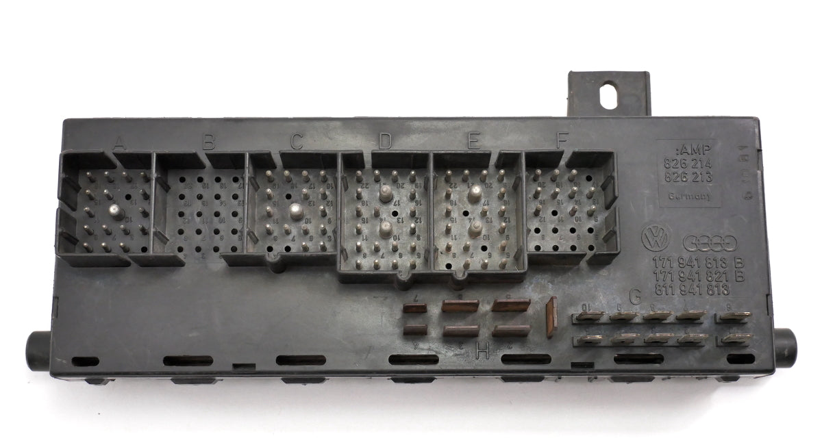Fuse Box Relay Panel 75-80 VW Rabbit Scirocco Mk1 Dasher Genuine - 171 941 813 B