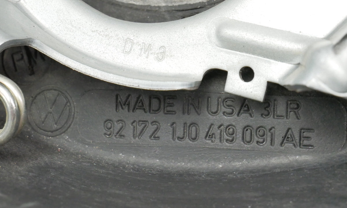 Black Leather 3 Spoke Sport Steering Wheel 99-05 VW Jetta GTI MK4 - Genuine -