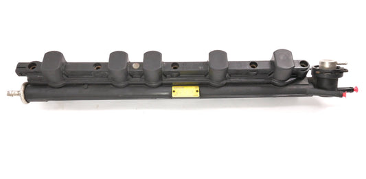 Fuel Rail & Injectors 92-96 VW Eurovan T4 2.5 AAF - Genuine - 023 133 313