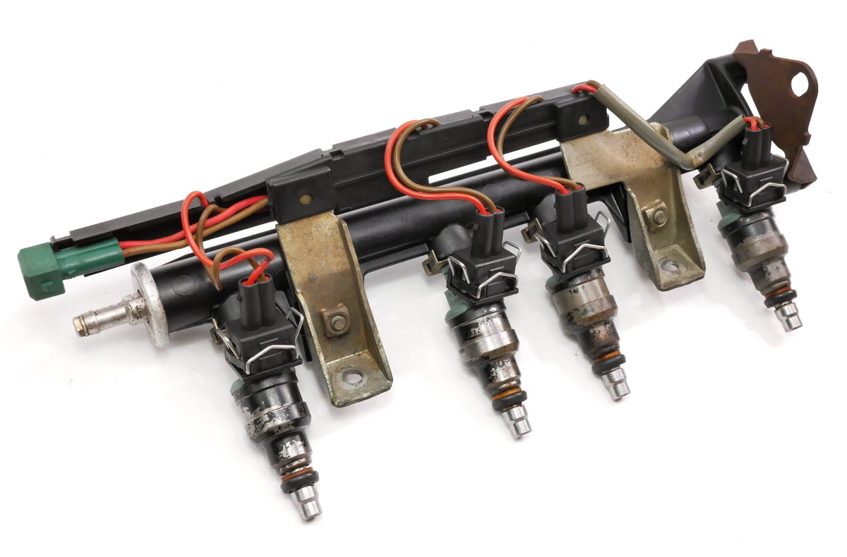 Fuel Rail Injectors 89-92 VW Jetta Golf GTI MK2 Cabriolet - OEM - 037 133 317 B