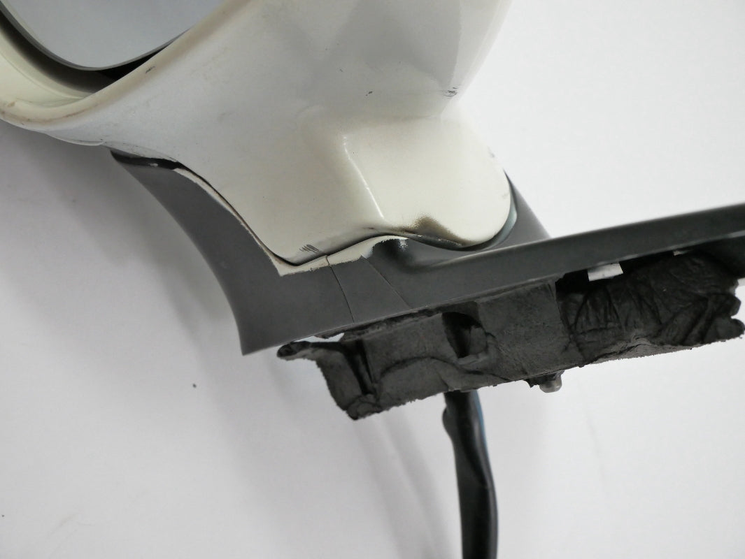 LH Exterior Side View Door Mirror 98-03 VW Passat B5 B5.5 - White - Genuine