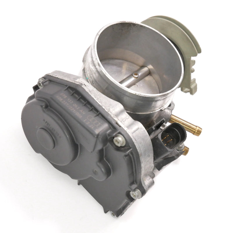 Throttle Body 97-01 Audi A4 A6 VW Passat B5 2.8 AHA V6 Genuine - 078 133 063 AN
