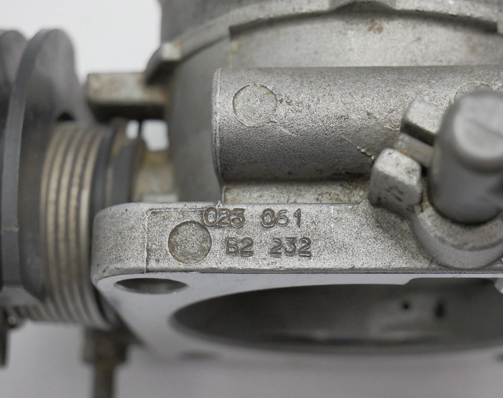 Throttle Body TPS 92-94 VW Eurovan T4 Manual - Genuine - 044 907 385 A / 023 061