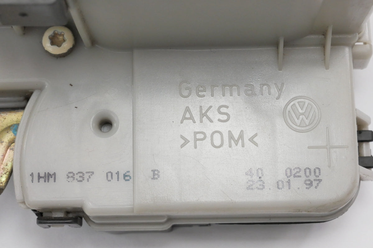 RH Front Door Lock Latch 96-02 VW Jetta Golf GTI Cabrio Mk3 OEM - 1HM 837 016 B