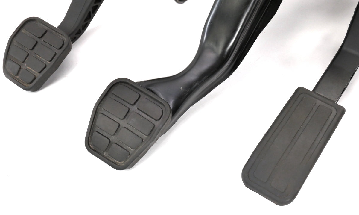 Manual Transmission Pedal Cluster Clutch Assembly 93-99 VW Jetta Golf GTI MK3 A3