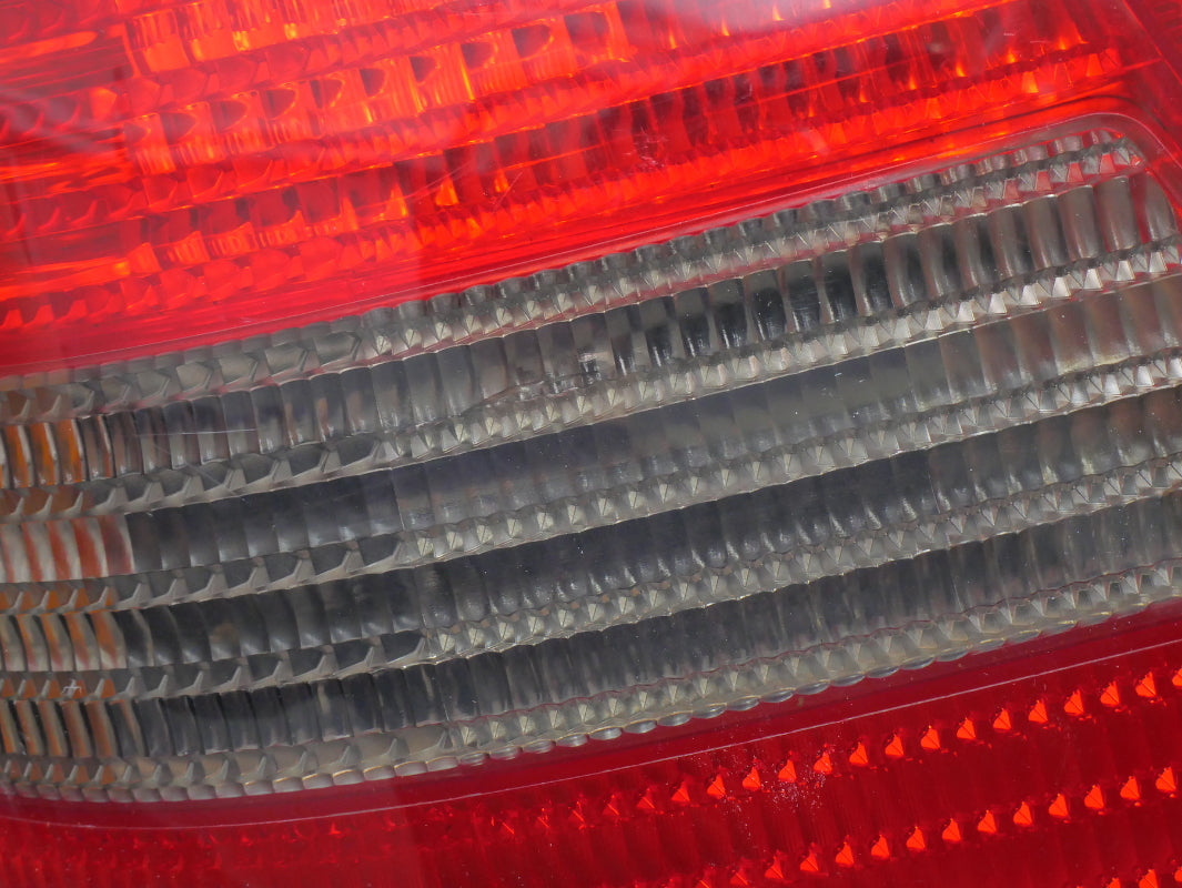 RH Smoked Taillight Tail Light Lamp 99-05 VW Golf GTI MK4 - OEM - 1J6 945 112 AC