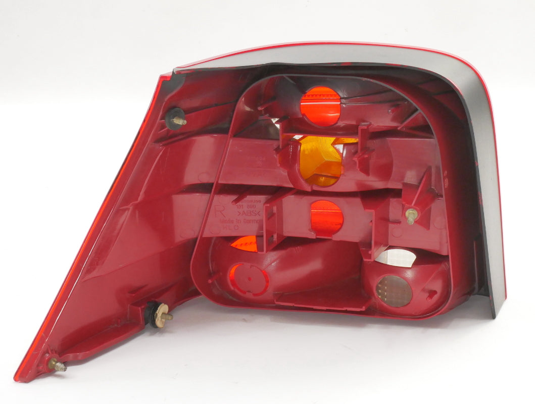 RH Smoked Taillight Tail Light Lamp 99-05 VW Golf GTI MK4 ~ OEM ~ 1J6 945 112 AC