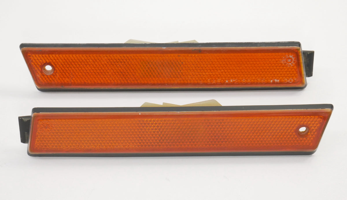 US Spec Side Marker Fender Lights 85-92 VW Jetta Golf GTI MK2 OEM - 176 945 071