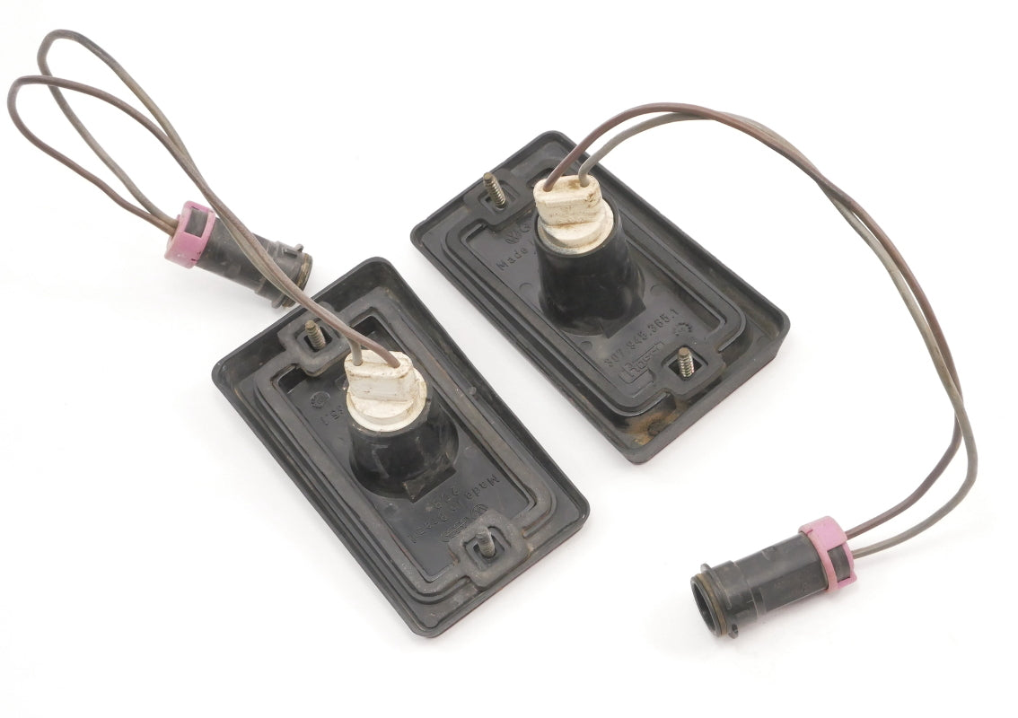 2x Rear Side Marker Light Lamp Lens & Harness 87-93 VW Fox Genuine 307 945 365 1