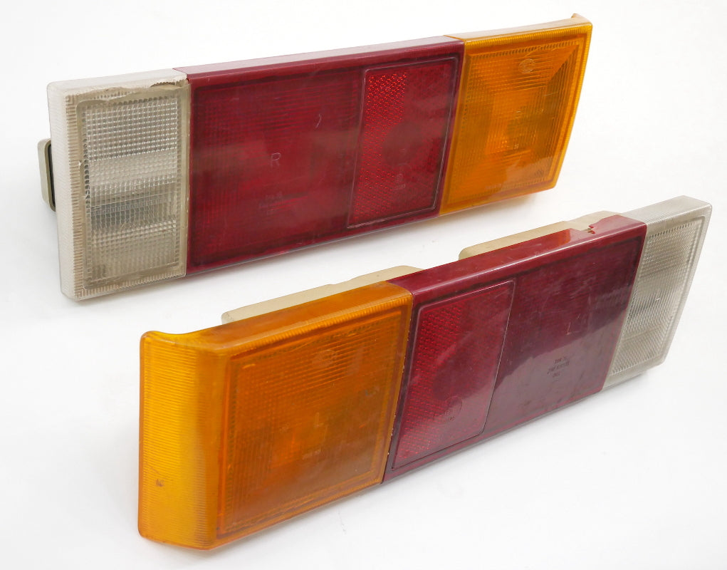 Taillight Tail Light Lamp Set 75-77 VW Scirocco MK1 Genuine - 531 945 095 / 096