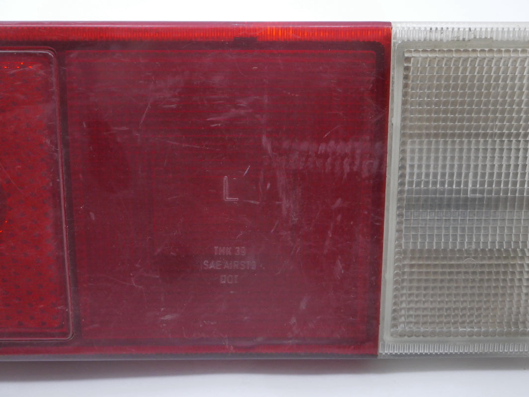 Taillight Tail Light Lamp Set 75-77 VW Scirocco MK1 Genuine - 531 945 095 / 096