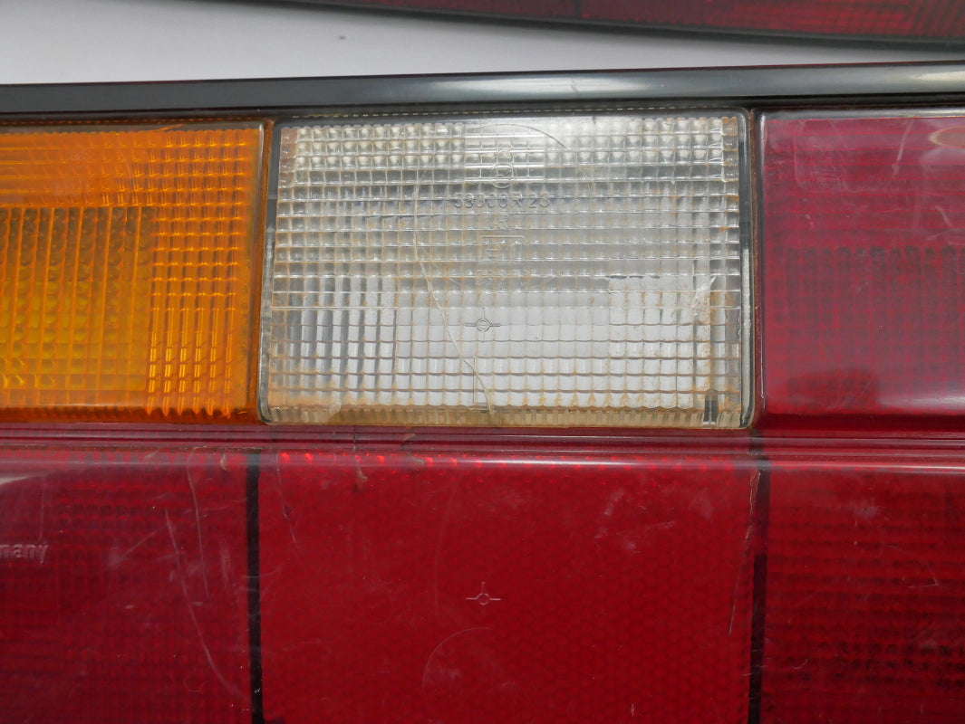 Tail Light Lamp Set 80-91 VW Vanagon T3 Taillight Genuine Hella OEM 251 945 112