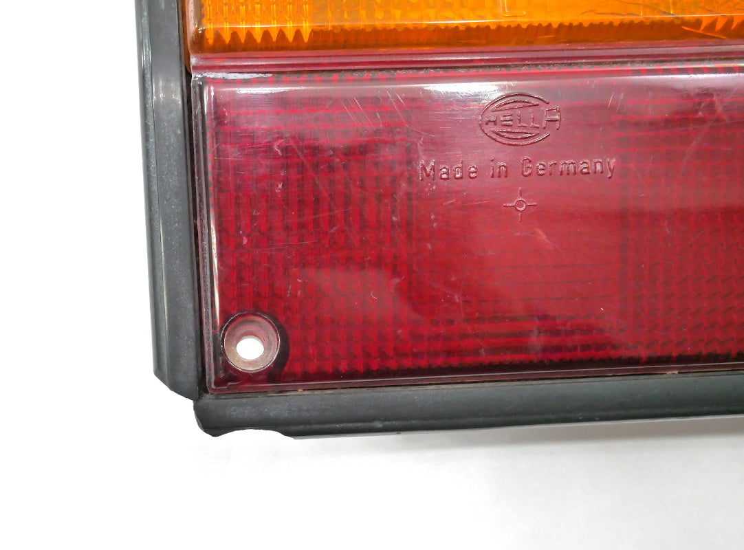 Tail Light Lamp Set 80-91 VW Vanagon T3 Taillight Genuine Hella OEM 251 945 111