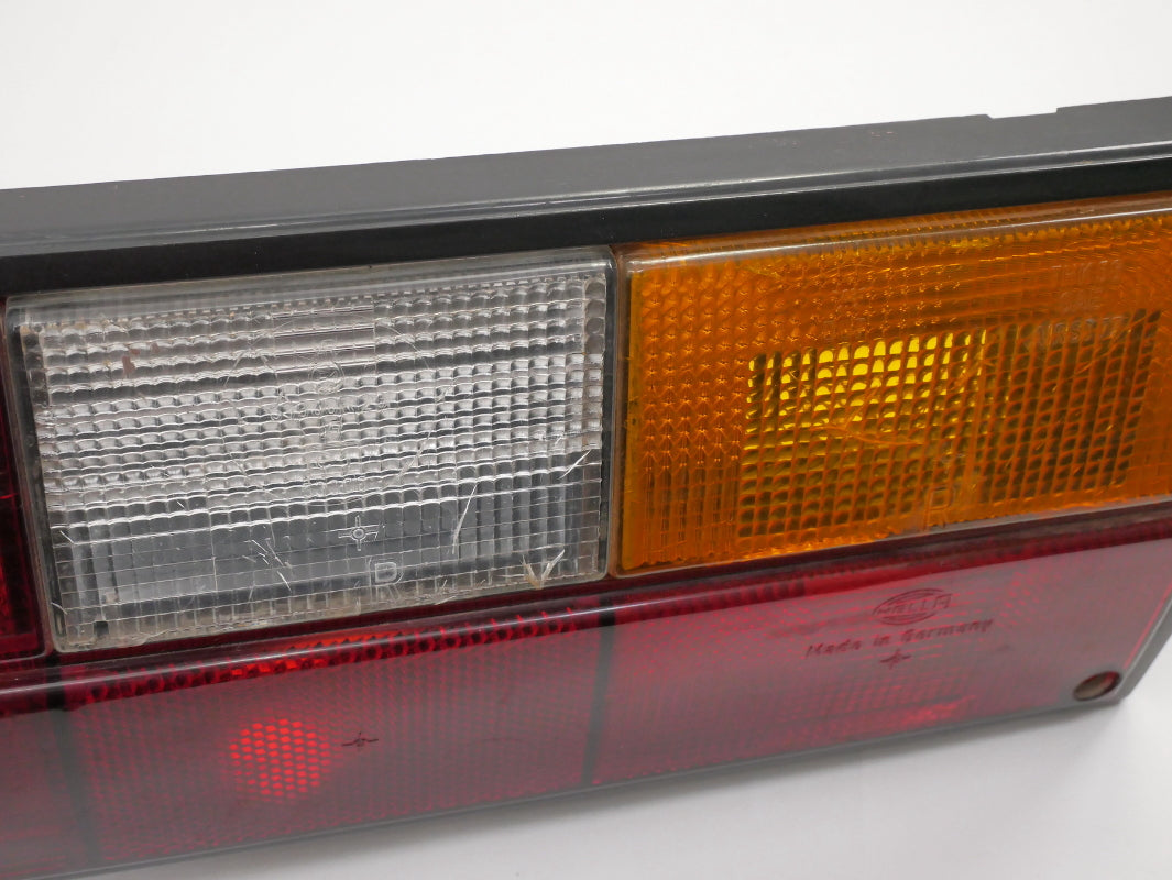 Tail Light Lamp Set 80-91 VW Vanagon T3 Taillight Genuine Hella OEM 251 945 111