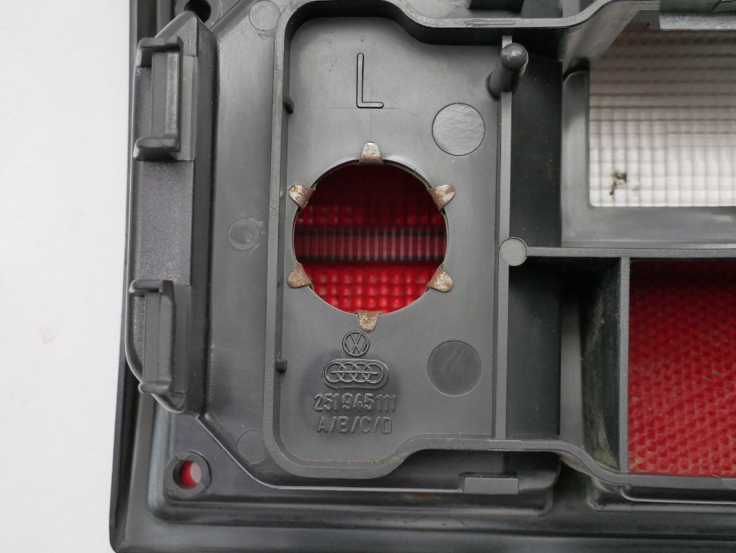 Tail Light Lamp Set 80-91 VW Vanagon T3 Taillight Genuine Hella OE - 251 945 111