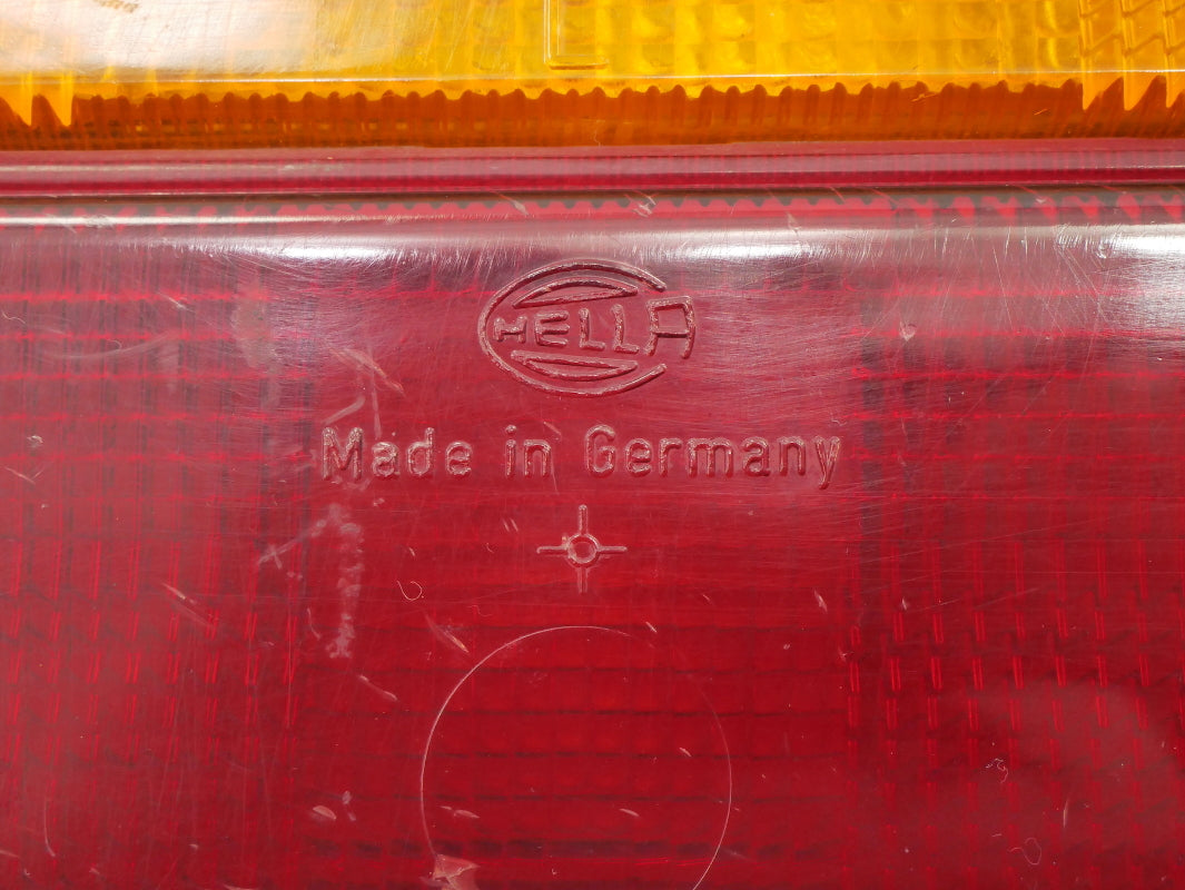 Tail Light Lamp Set 80-91 VW Vanagon T3 Taillight Genuine Hella OE - 251 945 112