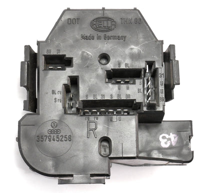 RH Outer Taillight Bulb Socket Tray Board 90-94 VW Passat B3 Sedan - 357 945 258