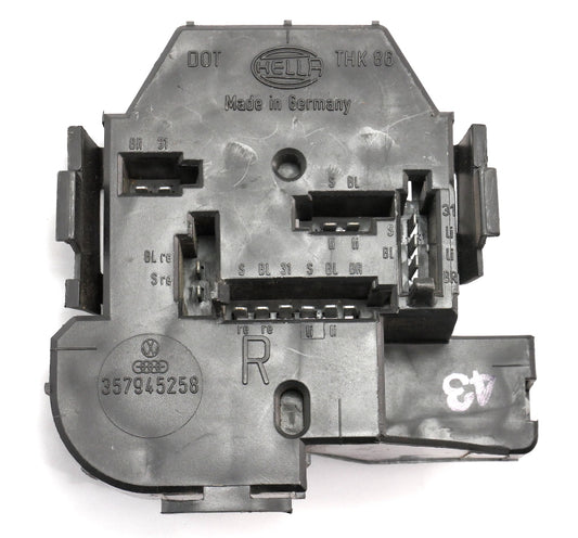 RH Outer Taillight Bulb Socket Tray Board 90-94 VW Passat B3 Sedan - 357 945 258