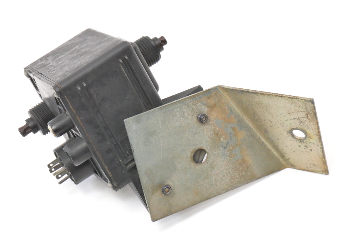 Speedometer EGR Counter Box 80-91 VW Vanagon T3 - Genuine OEM - 251 957 901 C