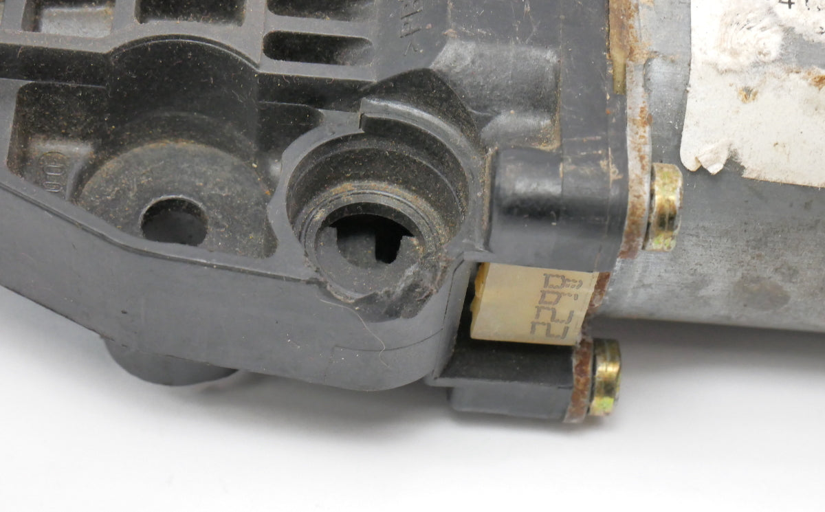 LH Front Window Motor 99-01 VW Jetta Golf GTI MK4 ~ Genuine ~ 1J1 959 801 C