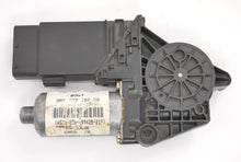 RH Front Power Window Motor 01-05 VW Passat B5.5 - Genuine - 3B4 837 752 DS