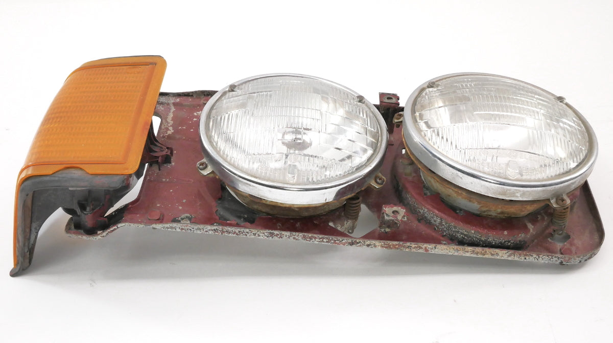 RH Headlight Head Light Lamp Bracket & Adjusters 78-81 VW Scirocco MK1 - Genuine