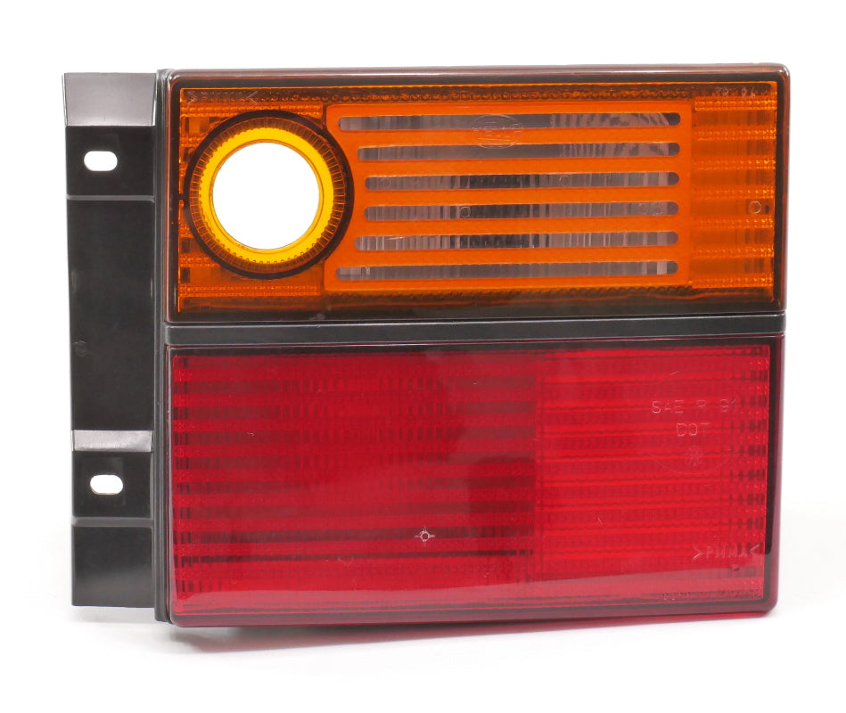 RH Inner Taillight Tail Light Lamp 93-99 VW Jetta MK3 - Genuine - 1HM 945 094 B