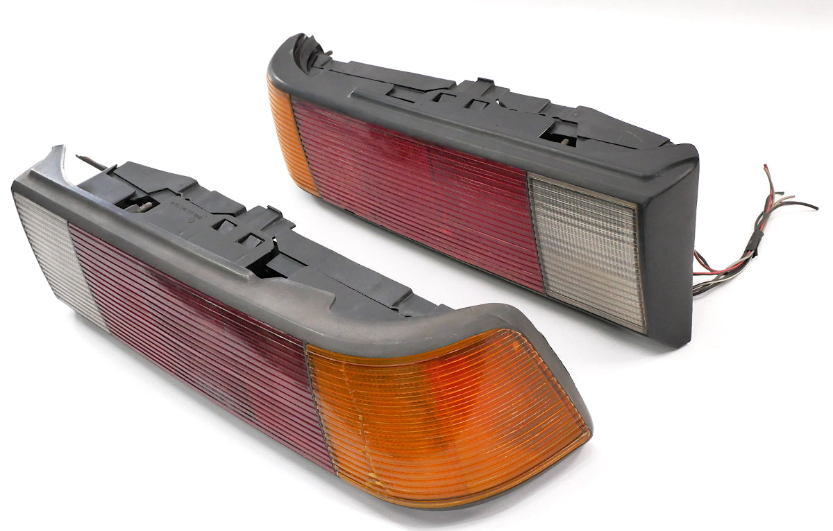 Taillight Tail Light Lamp Set 86-88 VW Scirocco MK2 - Genuine - 533 945 111 B