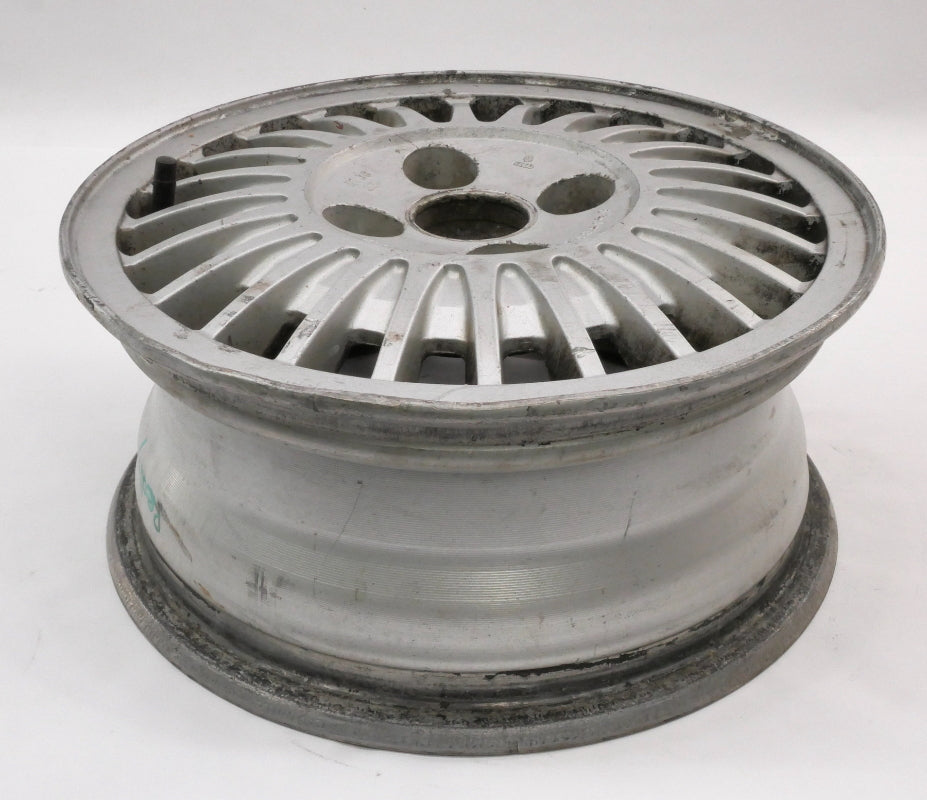 Stock 13" Alloy Aluminum Wheel Rim 75-81 VW Scirocco Storm MK1 . 321 601 025 G