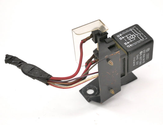 Fan Relay # 111 & Bracket VW Jetta Golf Cabrio MK3 Passat - OEM - 357 906 381 B