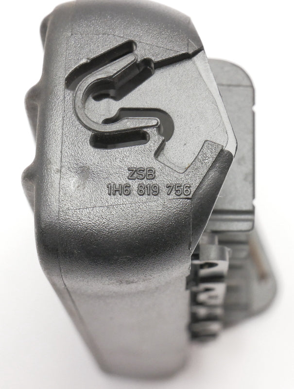 Dash Vent 93-99 VW Jetta Golf GTI Cabrio MK3 - Genuine - 1H6 819 756