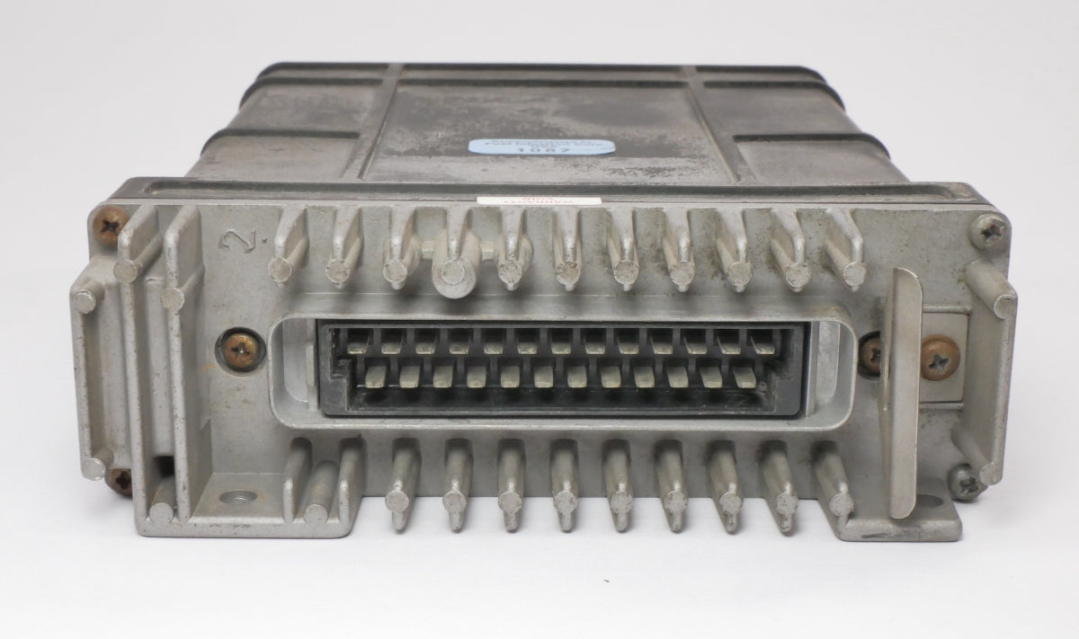 Engine Computer ECU ECM 91-93 VW Cabriolet Digifant II Genuine ~ 037 906 022 EN