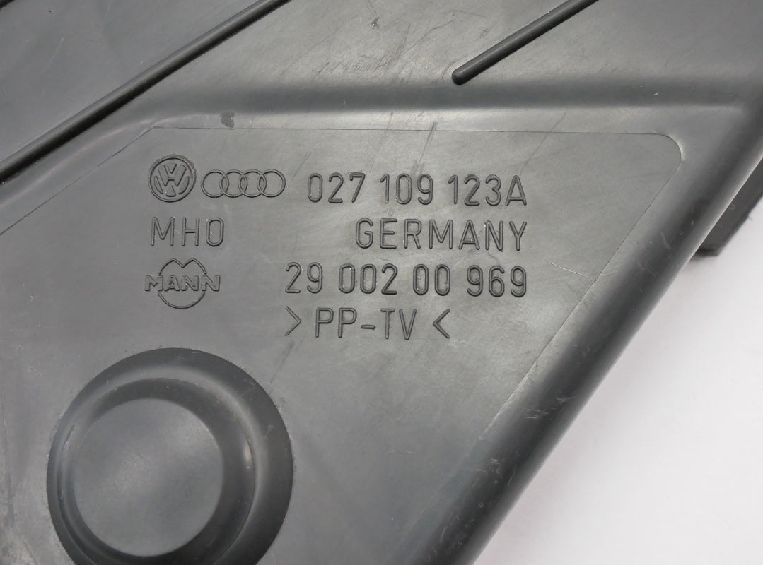 Upper Timing Cover 87-89 VW Jetta GLI GTI MK2 1.8 16v - Genuine - 027 109 123 A