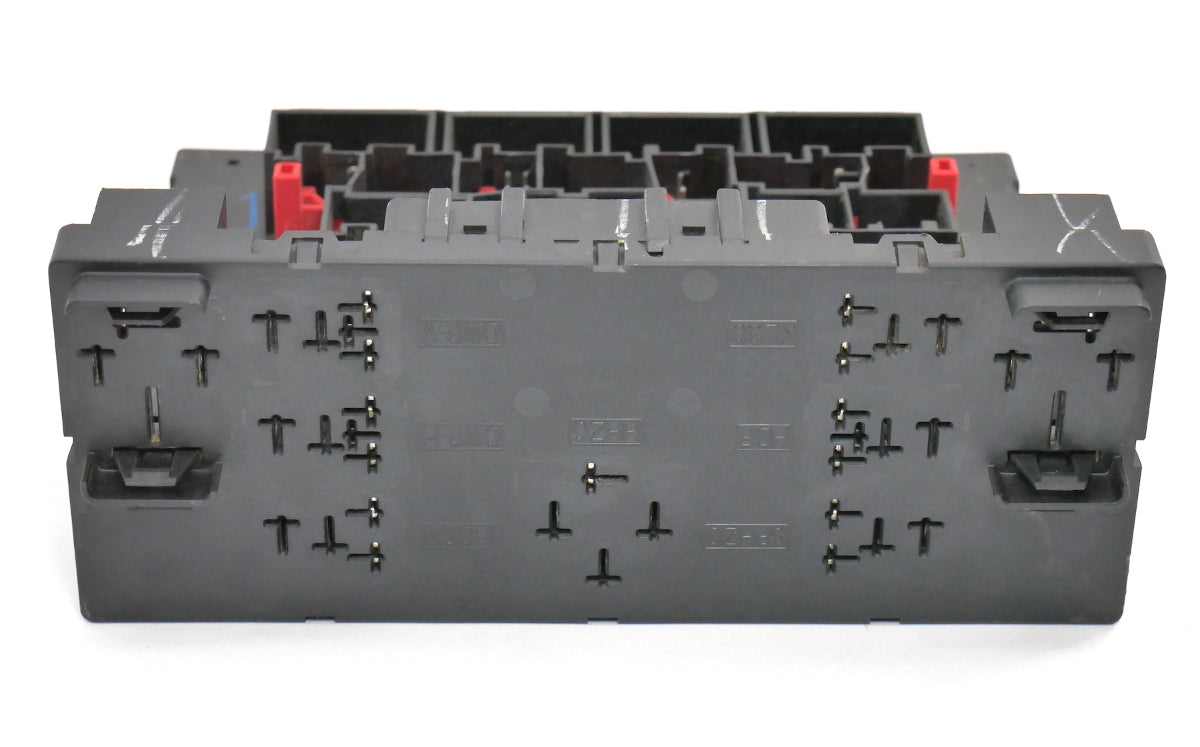 BCM CECM Central Electronics Module 2008 VW Jetta MK5 ~ Genuine ~ 3C0 937 049 AH