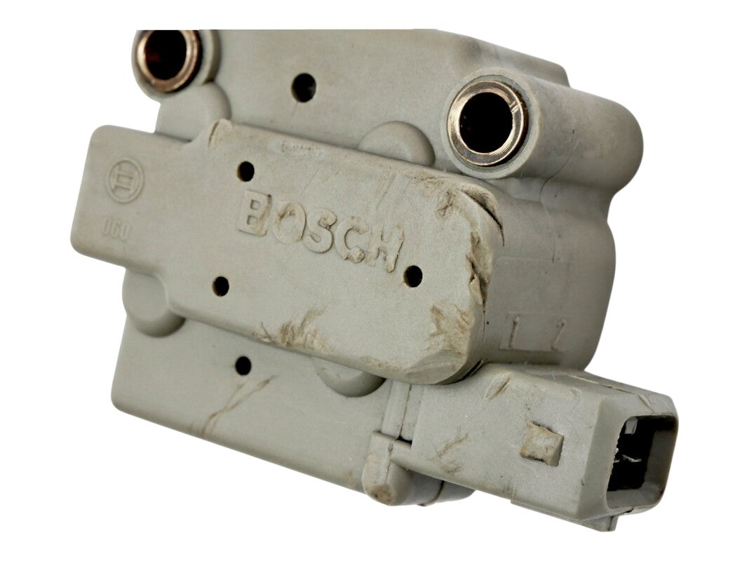 Differential Fuel Regulator 85-89 VW Jetta Golf MK2 Scirocco Bosch - 2437020005