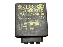 Wiper Relay Audi 100 Hella 5WG 002 450-04 / 821 955 531 C