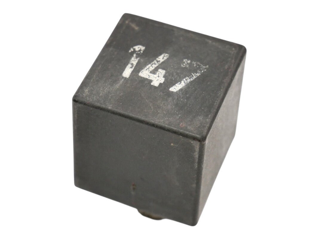 AC A/C Relay # 147 VW Jetta Golf GTI Cabrio MK3 Passat B4 Eurovan - 1H0 959 142