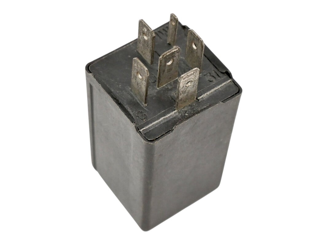 Relay VW Jetta Rabbit GTI Scirocco Cabriolet MK1 - Genuine - 175 919 091