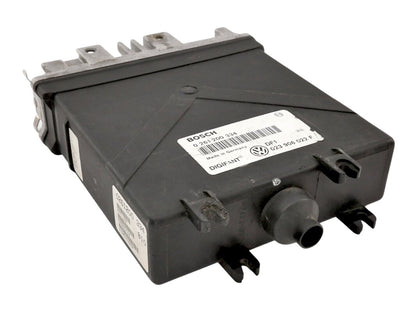ECU ECM Engine Computer Module 1993 VW Eurovan 2.5 T4 Manual - 023 906 022 F