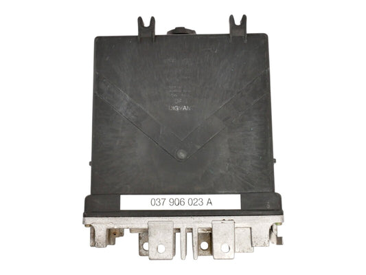 Engine Computer ECU ECM 91-93 VW Cabriolet Digifant I - California - 037 906 023 A
