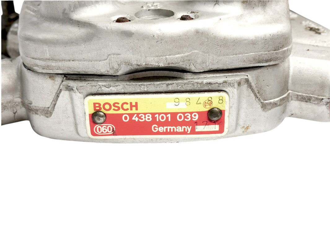 Fuel Distributor 90-93 VW Passat B3 9A 16v 2.0 - Genuine - 0 438 101 039