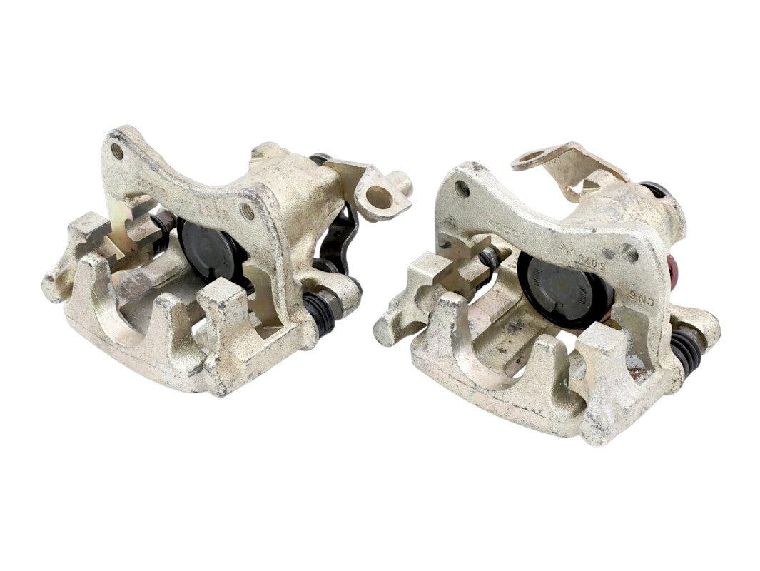 NOS Rear Disc Brake Caliper Carrier Set 94-99 VW Jetta Golf GTI Cabrio Mk3 . OEM