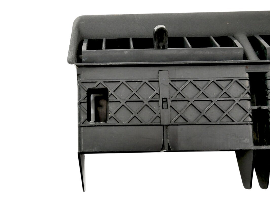 Interior Dash Center Vent 75-79 VW Super Beetle Aircooled . OEM . 133 819 705 B