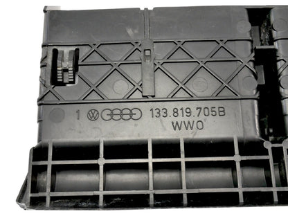Interior Dash Center Vent 75-79 VW Super Beetle Aircooled . OEM . 133 819 705 B