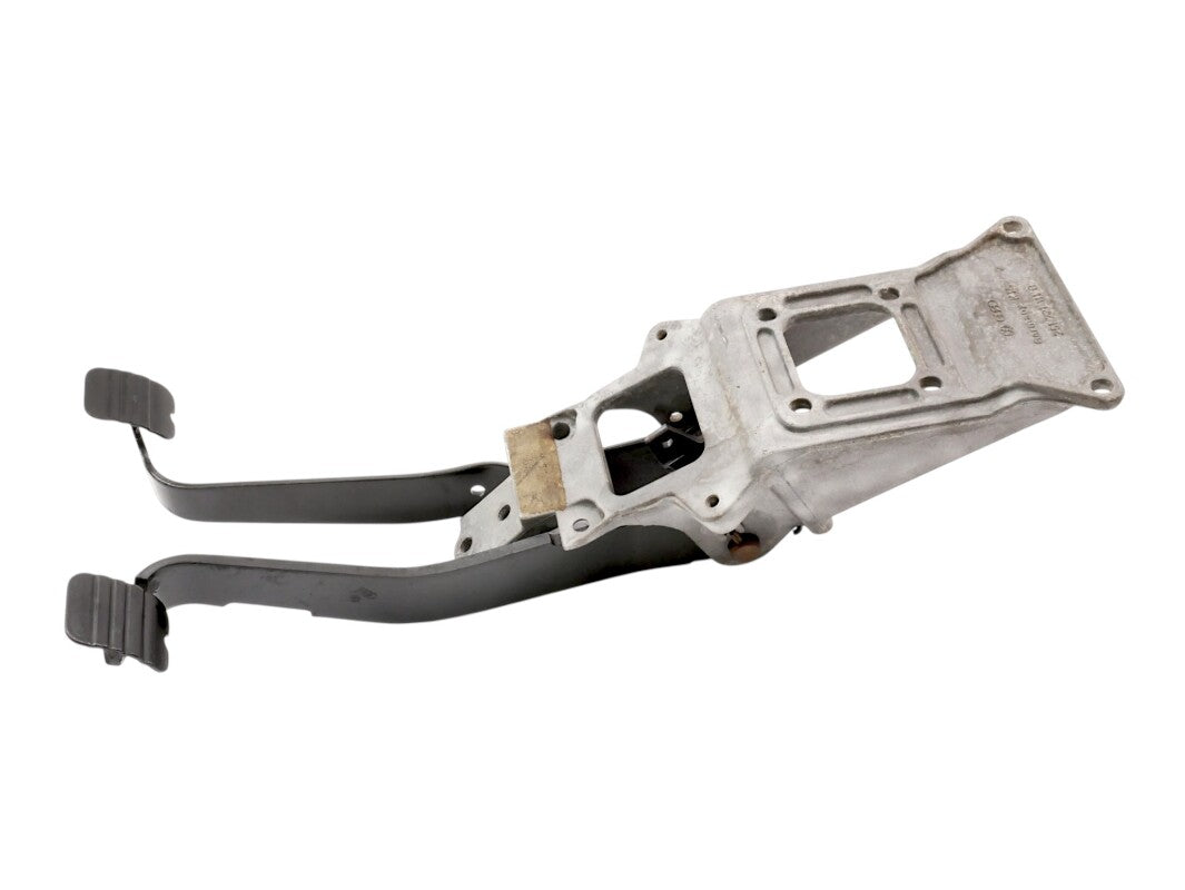 Clutch Brake Pedal Cluster Assembly Bracket 80-91 VW Vanagon T3 251 721 111 B